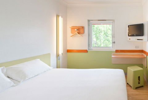 Ibis Budget Hotel Windsor - Australian Destinations 3