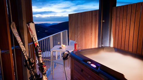 QT Falls Creek Resort - Australian Destinations 6
