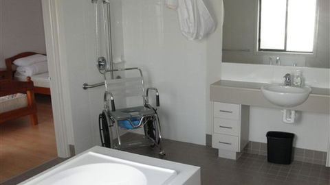 Frankston Accessible Holiday House - Australian Destinations 0