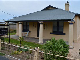 Agnes Cottage Bed And Breakfast - Australian Destinations 0
