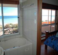 Ceduna Shelly Beach Caravan Park and Beachfront Villas - Australian Destinations