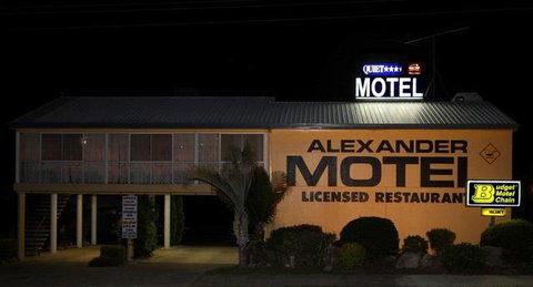 Alexander Motel & Peppercorn Restaurant - Australian Destinations 7