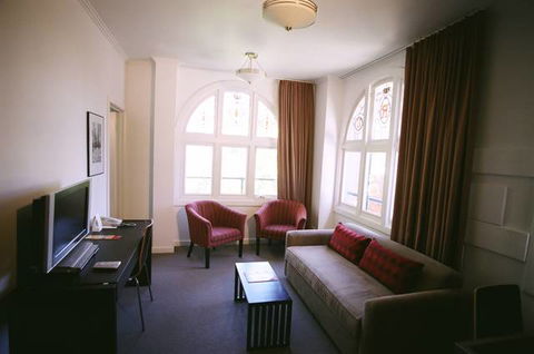 Alto Hotel On Bourke - Australian Destinations 1