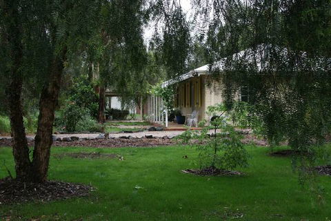 Amy's House - Australian Destinations 2