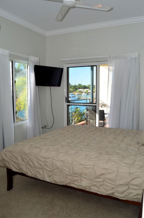 Apartment No 8 - Australian Destinations 3