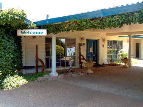Australian Homestead - Australian Destinations 0