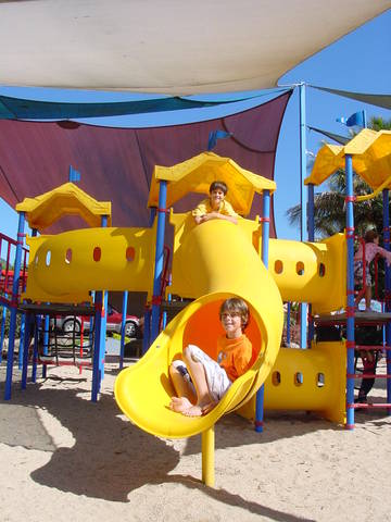 Cairns Coconut Holiday Resort - Australian Destinations 6