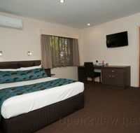 Comfort Inn  Suites Robertson Gardens - Australian Destinations