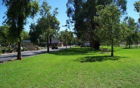 Cowra Holiday Park - Australian Destinations 0