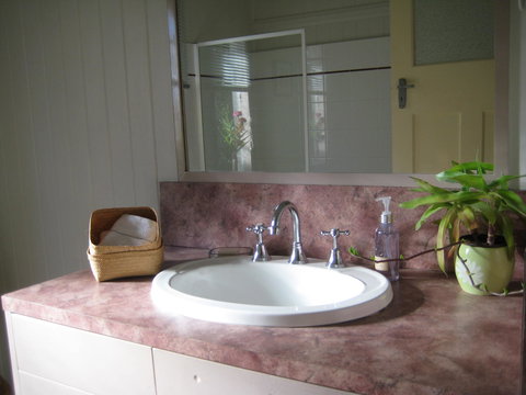 Eco Queenslander Holiday Home - Australian Destinations 6