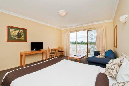 Nagambie Waterfront Motel - Australian Destinations 5