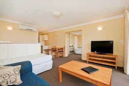 Nagambie Waterfront Motel - Australian Destinations 7
