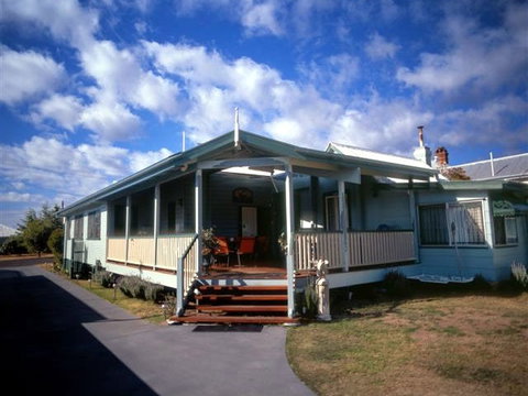 Pitstop Lodge Guesthouse And B&B - Australian Destinations 0