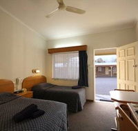 Rest Point Motor Inn and Hereford Steakhouse - Australian Destinations