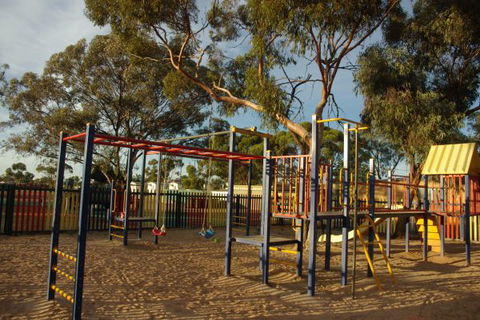 Acclaim Prospector Holiday Park - Australian Destinations 5