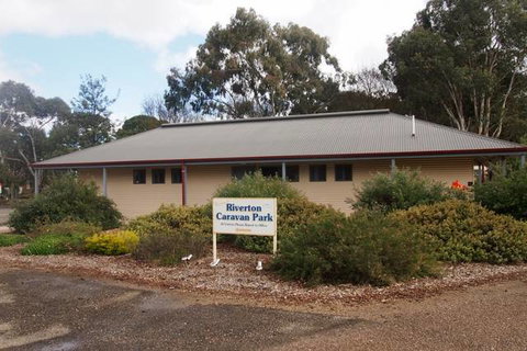 Riverton Caravan Park - Australian Destinations 1