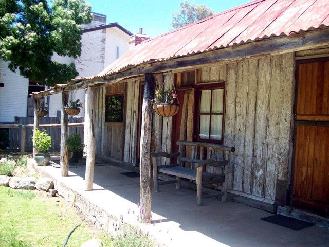 Cook ACT Australian Destinations