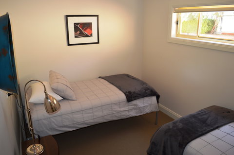 The Falls Retreat - Australian Destinations 5