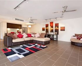 Absolute Waterfront Rainforest Apartment - Australian Destinations 3