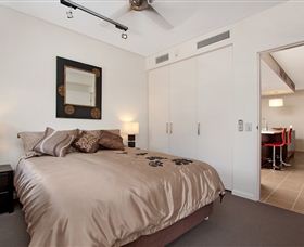 Absolute Waterfront Rainforest Apartment - Australian Destinations 6