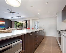 Absolute Waterfront Rainforest Apartment - Australian Destinations 4
