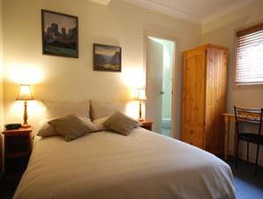 Ashfield Manor - Australian Destinations 0