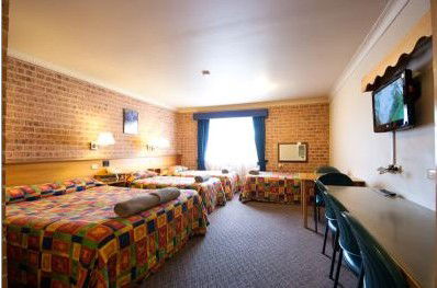 Blue Gum Motor Inn - Australian Destinations 2