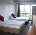 St Kilda Beach House - Australian Destinations