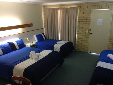 Country Rose Motel - Australian Destinations 2