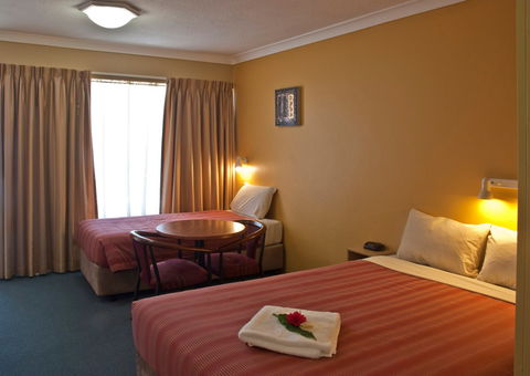 Port Aloha Motel - Australian Destinations 3