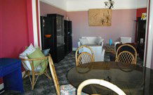 Stockton Beach House - Australian Destinations 5