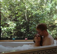 Ravensbourne Forest Chalets - Australian Destinations