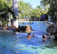 Aussie Outback Oasis Cabin and Van Village - Australian Destinations