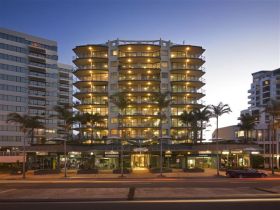 Sunshine Plaza QLD Australian Destinations