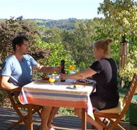 Simba Sunrise Bed and Breakfast - Australian Destinations
