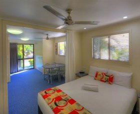 Alex Beach Cabins And Tourist Park - Australian Destinations 0