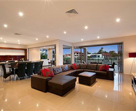 Xanadu Waterfront Elite Holiday Home - Australian Destinations 0