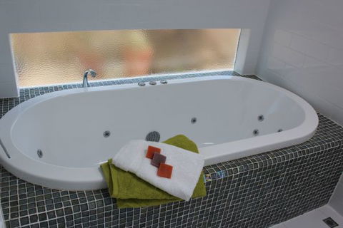 Chapel Lane Hall - Australian Destinations 4