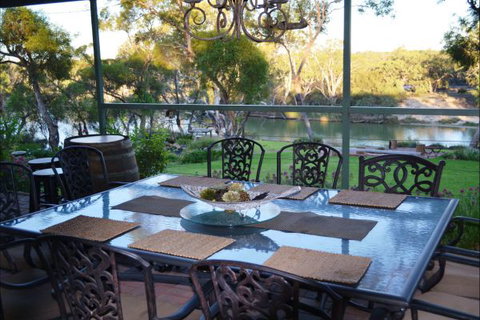River Shack Rentals - Living The Dream - Australian Destinations 59