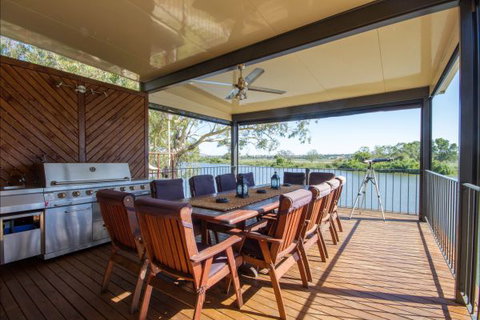 River Shack Rentals - Living The Dream - Australian Destinations 48