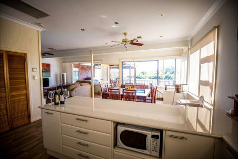 River Shack Rentals - Living The Dream - Australian Destinations 53
