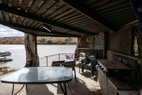 River Shack Rentals - Living The Dream - Australian Destinations 38