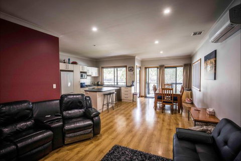 River Shack Rentals - Living The Dream - Australian Destinations 41
