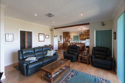 River Shack Rentals - Living The Dream - Australian Destinations 65