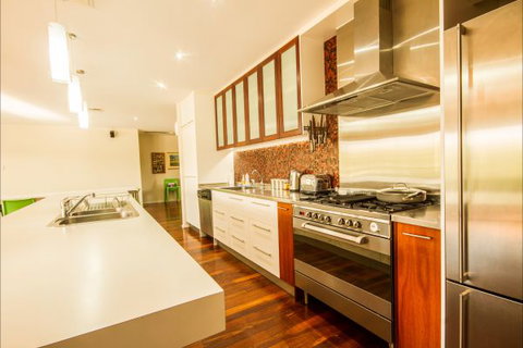River Shack Rentals - Living The Dream - Australian Destinations 130