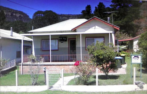 CASS Cottage - Australian Destinations 0