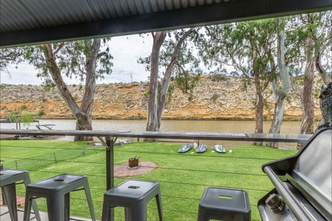River Shack Rentals - Living The Dream - Australian Destinations 10