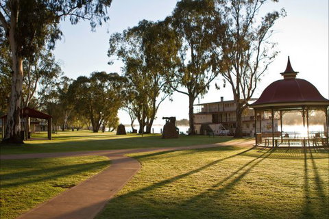 River Shack Rentals - Living The Dream - Australian Destinations 80