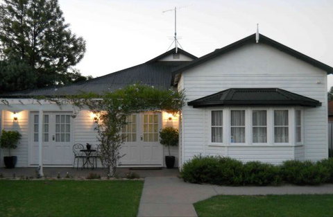 BJs Short Stay Apartments - Australian Destinations 1