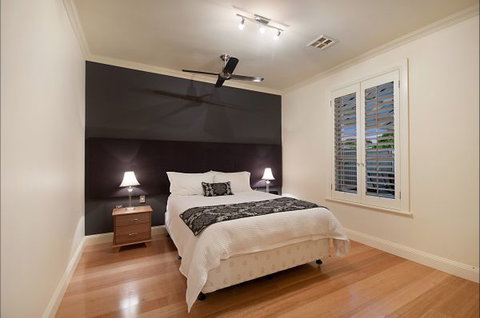 Mount Gambier Accommodation - Australian Destinations 6